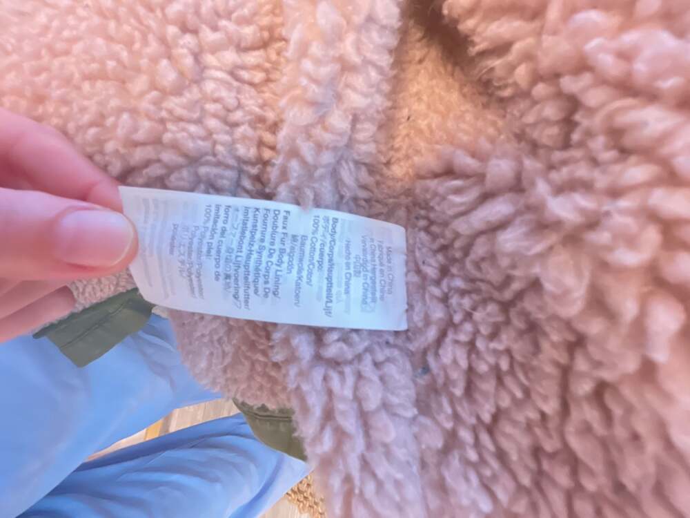 Madewell Sherpa-Trimmed Surplus Field Jacket in Olive
Utility
Med
Drawstring - Picture 7 of 8
